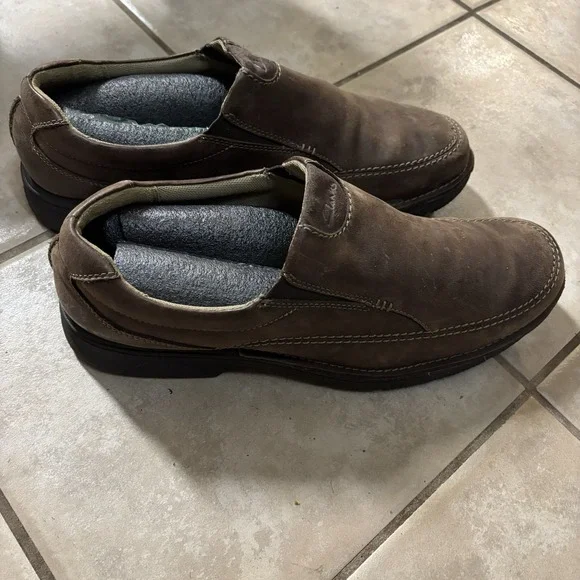 Clark's Men's Leather Slip On‎ Loafers Brown Size 13 Wide Dress Casual Shoes - Picture 2 of 5
